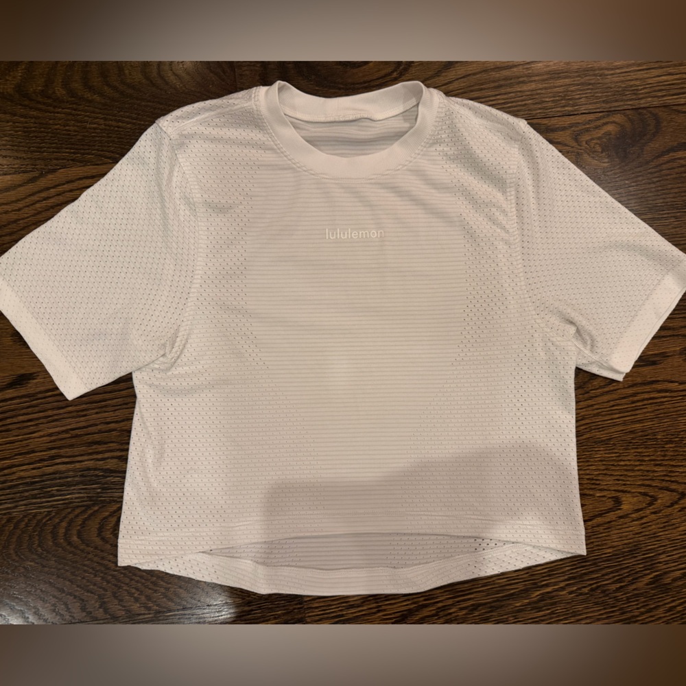 Swiftly white Perforated Stripe Short-Sleeve Shirt Sz 4!